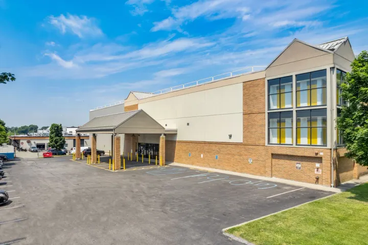 self storage units New Rochelle
