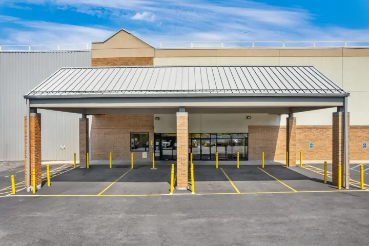 New Rochelle storage facility