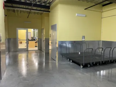 dollies and handcarts for storage