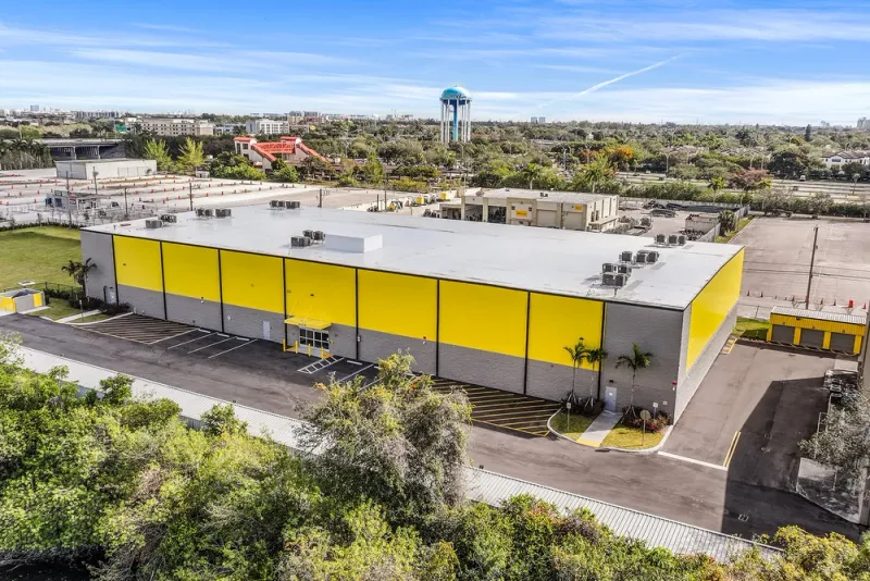 self storage units Hollywood