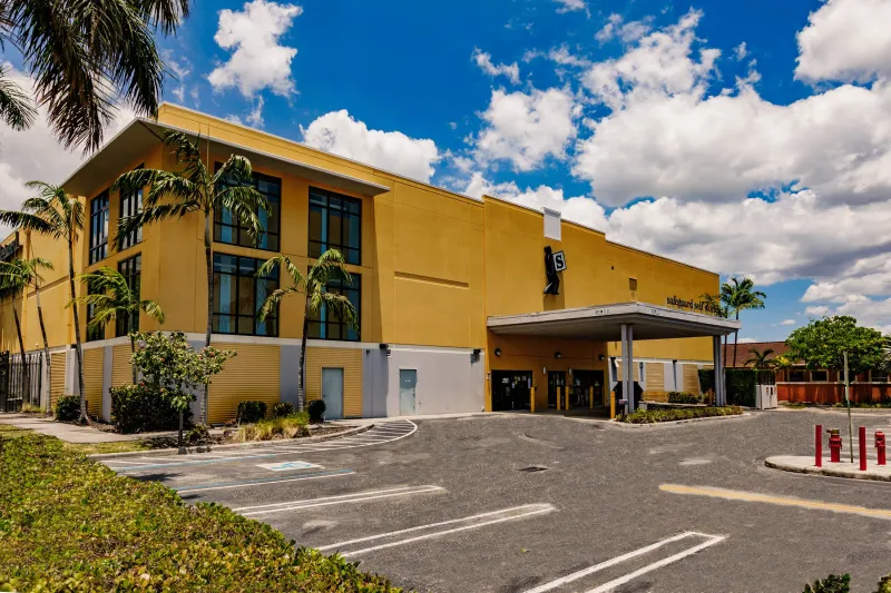 self storage units Miami