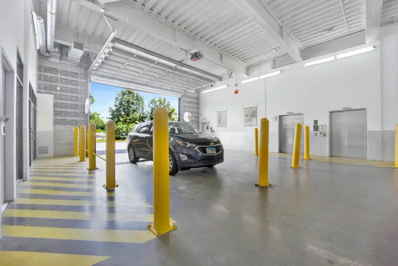 indoor unloading bay
