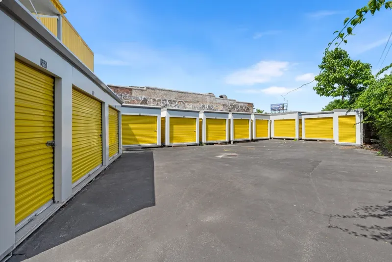 drive up storage